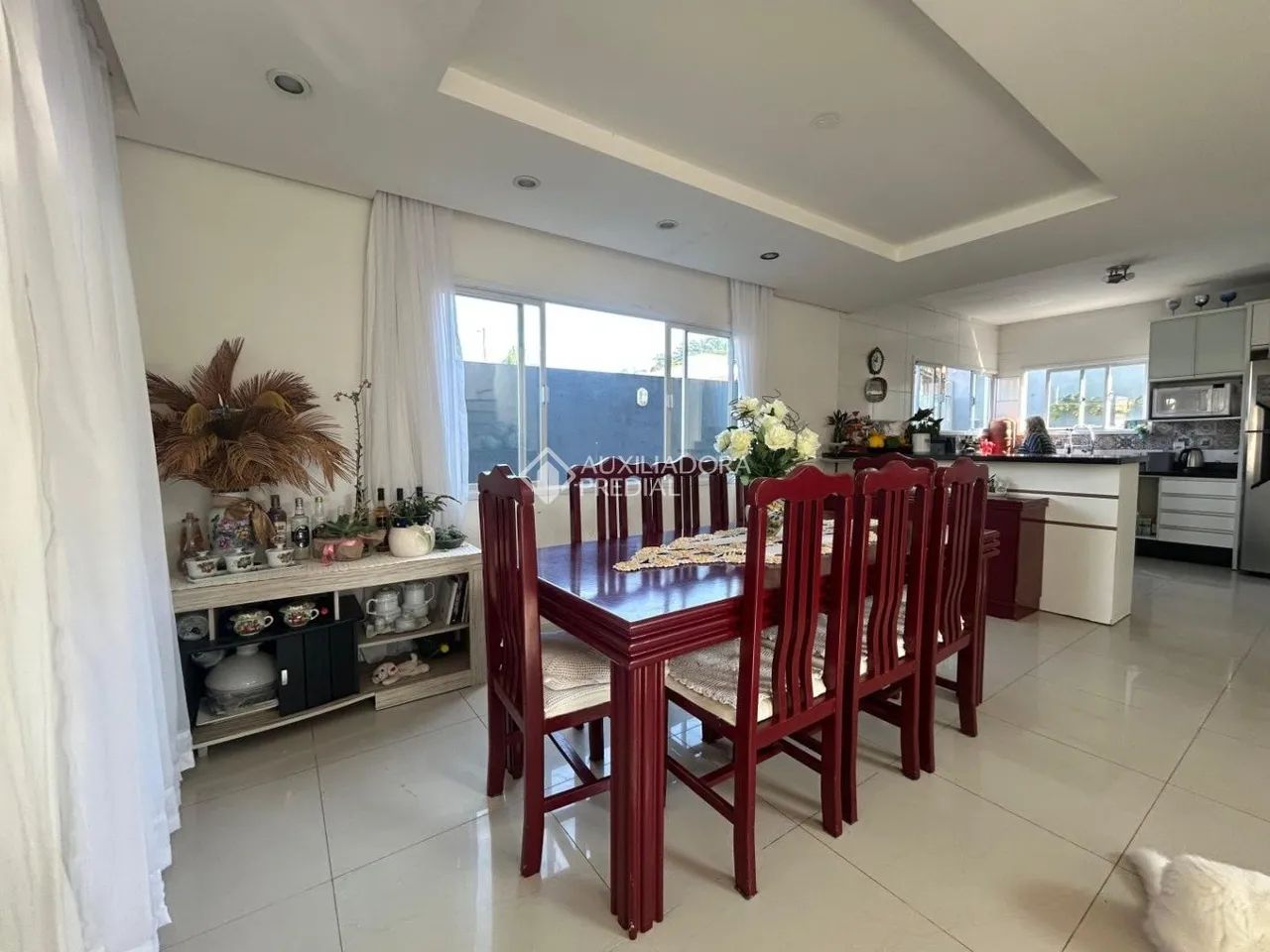 Excelente Casa com 4 Dormitórios e Piscina para Aluguel em Cacupé - Florianópolis | 465 m² - Foto 5