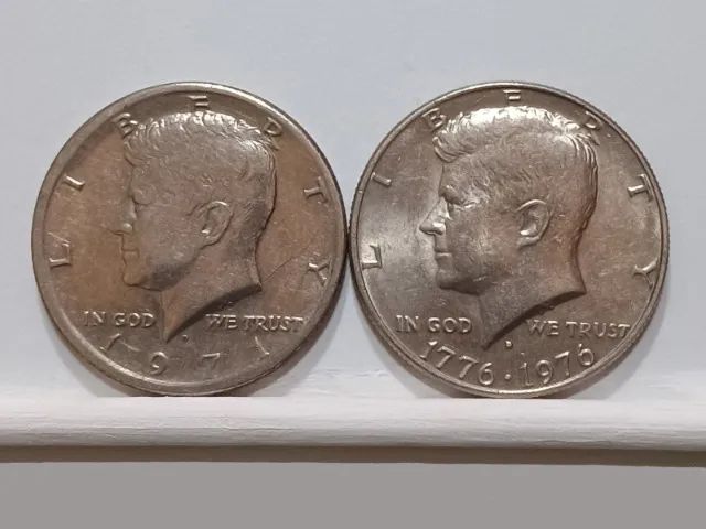 Lote com 2 Moedas de Meio Dólar 1971-d e 1976-d MBC