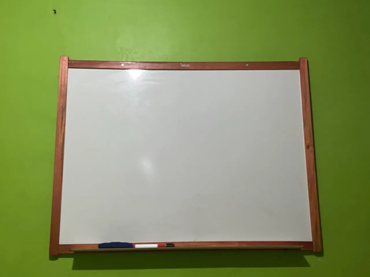 Vende-se quadro branco 