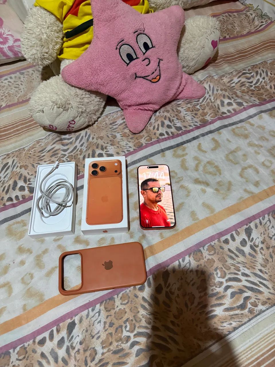 iPhone 17 Pro Max Laranja  - Foto 4