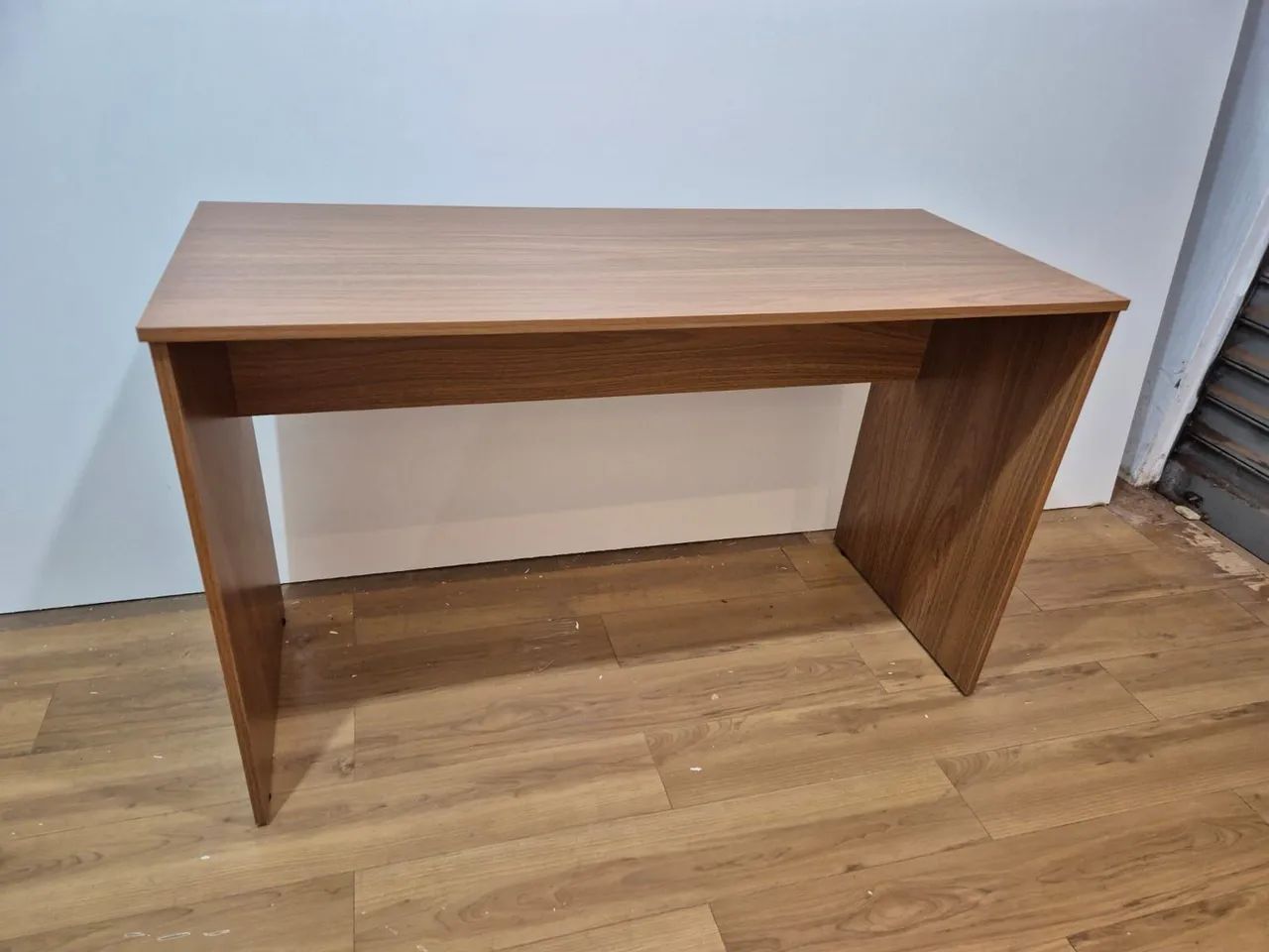 MESA EM COR DE 120CM  - Foto 4