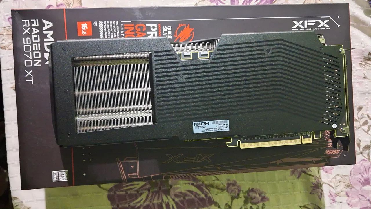RX 9070 XT - Foto 6