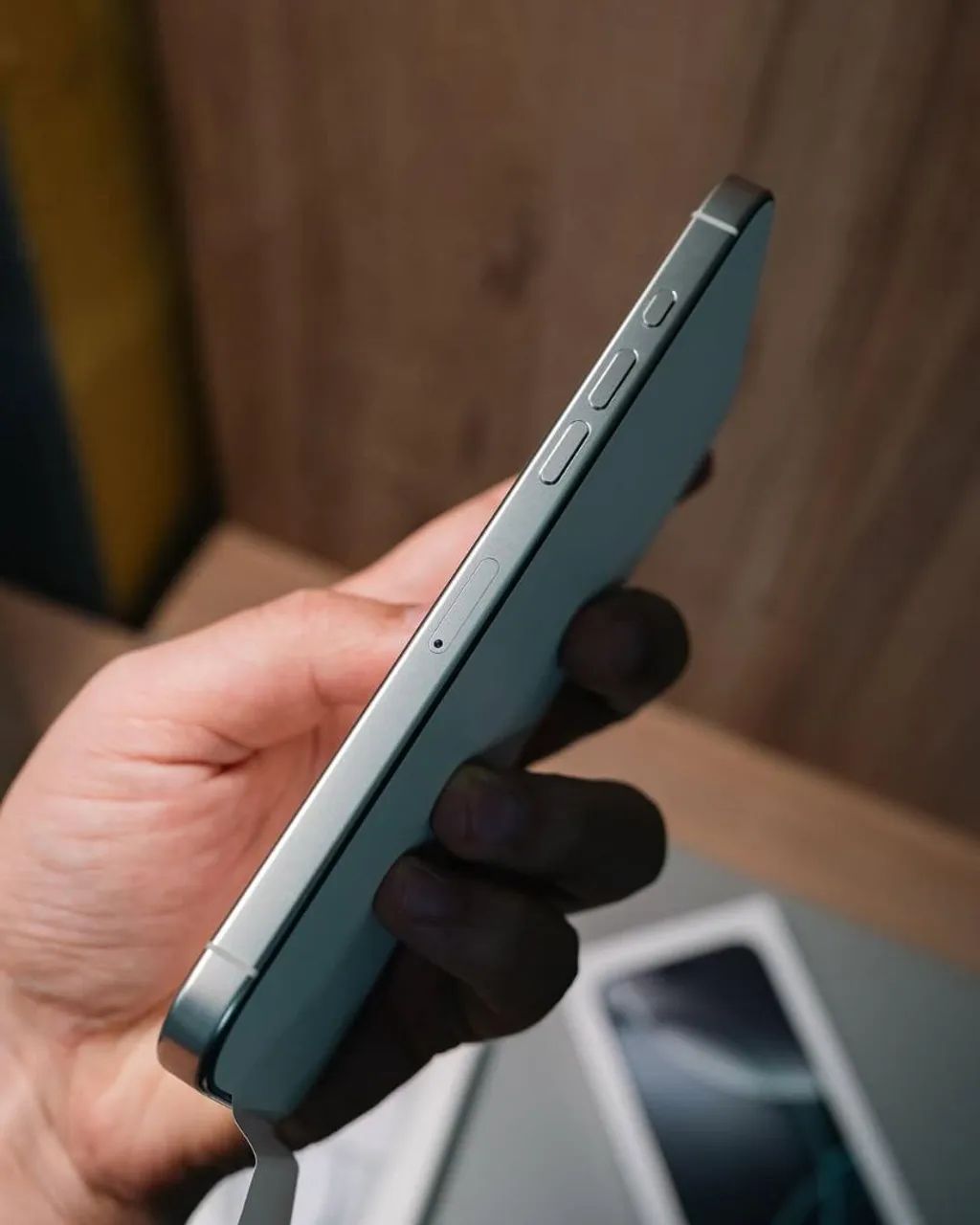 iPhone 16 Pro Max - 256GB - Foto 3