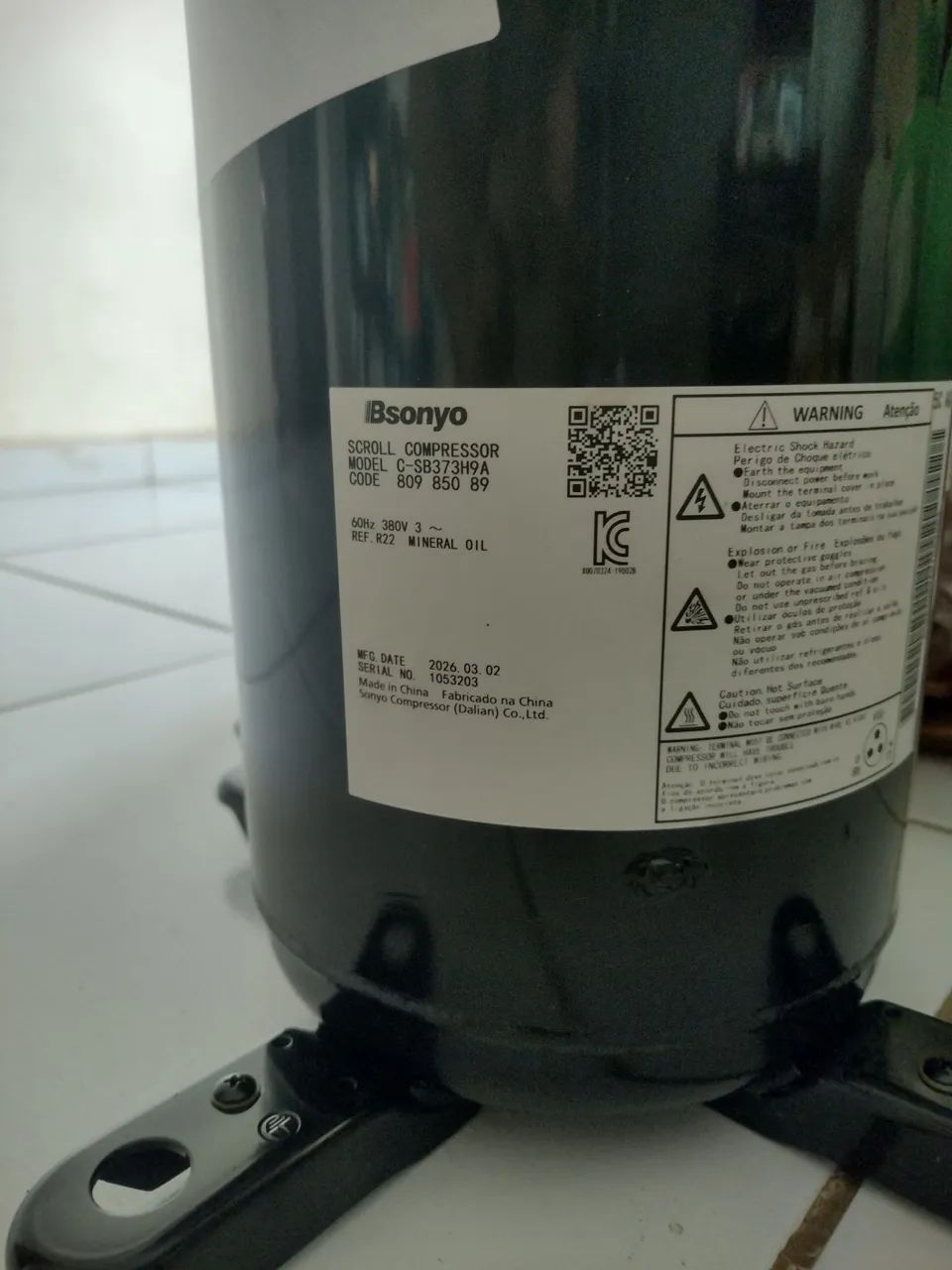COMPRESSOR 5TR R22 380V PANASONIC ZERO NA CAIXA  - Foto 2