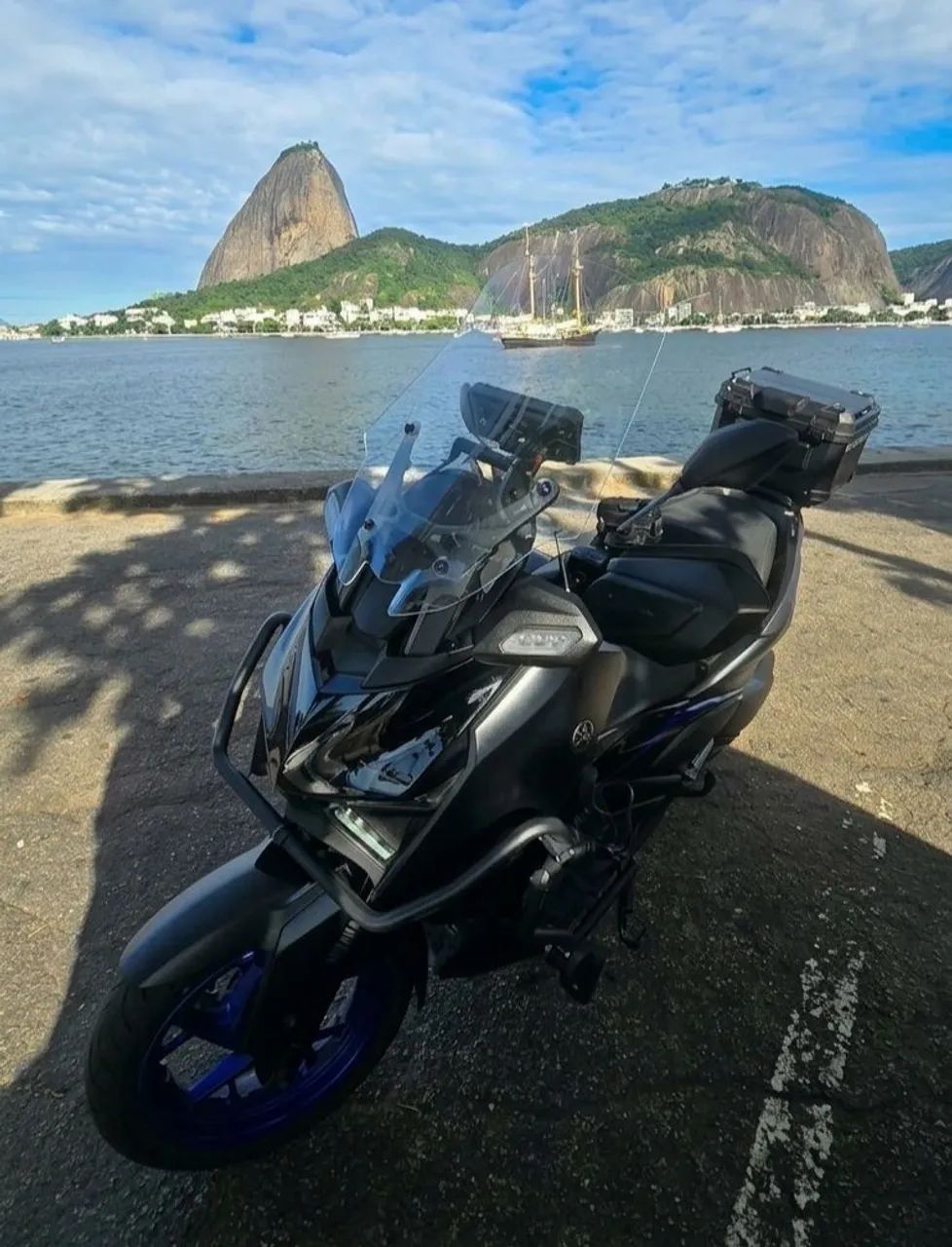 Xmax 300 2026