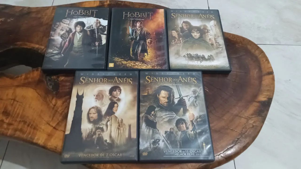 DVDs de O Hobbit e O Senhor dos Anéis 