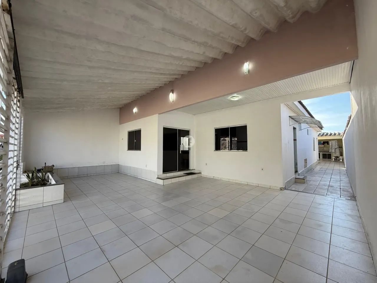 VENDO CASA COM DUAS SUITES NO XAVIER MAIA - Foto 5