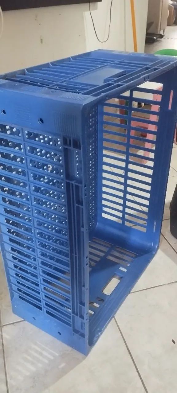 Caixote Plástico Grande / Baú de Feira ~110L com Capa Protetora - Usado