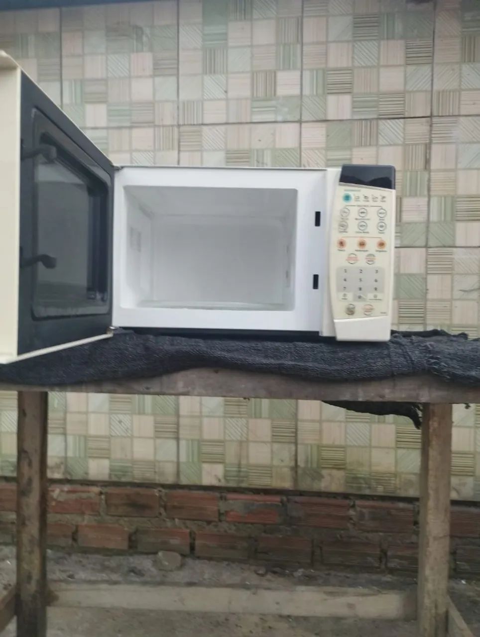 Microondas 28 litros  - Foto 2