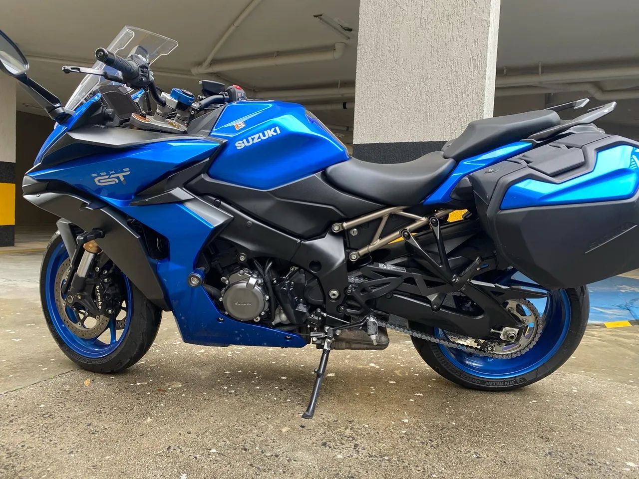 GSX S1000 GT - Foto 2