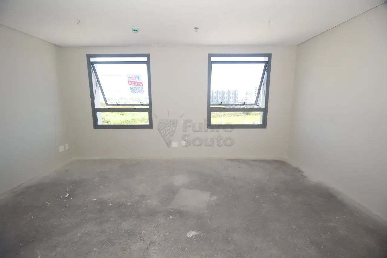 Excelente Sala Comercial no Edifício Vanguarda - Parque Una, Pelotas