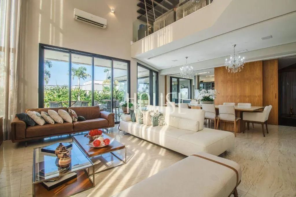 Casa com 5 quartos à venda, 450 m²- Alphaville Nova Esplanada - Votorantim/SP