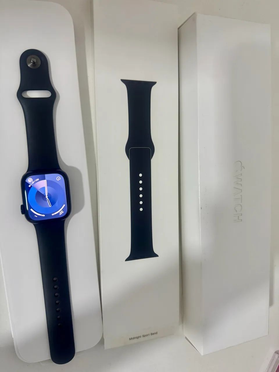 Watch series 8 Midnight Aluminum Case Midnight Sport Band 41MM | M/L Vende se urgente ?  - Foto 4