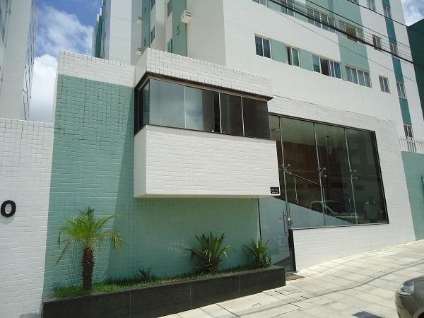 Apartamento no Catolé, c/ varanda ,próximo ao colégio motiva, projetado, posição nascente - Foto 2