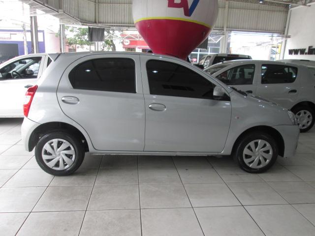 Toyota Etios Hatch Etios X 1.3 (Flex) - Foto 4