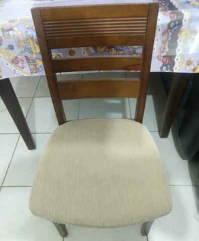 Mesa de Madeira alto padrão com 6 cadeiras - Foto 3