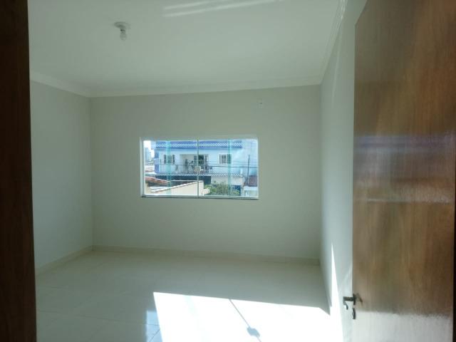 Vendo lindo duplex Novo com 3 quartos e com 2 suítes e acabamento diferenciado - Foto 9