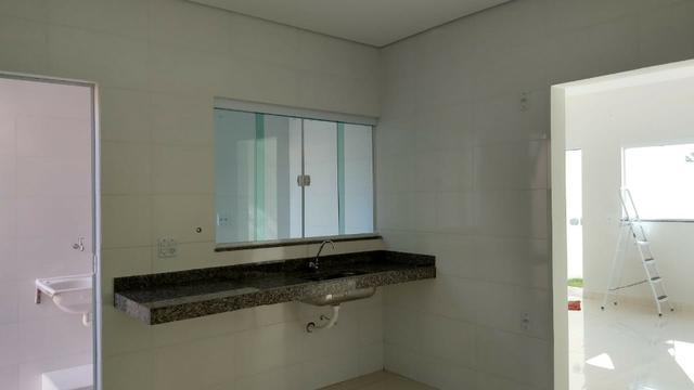 Vendo lindo duplex Novo com 3 quartos e com 2 suítes e acabamento diferenciado - Foto 7