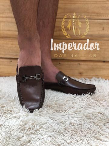 Mule estilo sapatilha