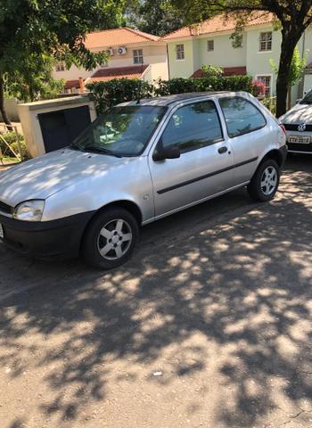 Ford Fiesta GL 2001
