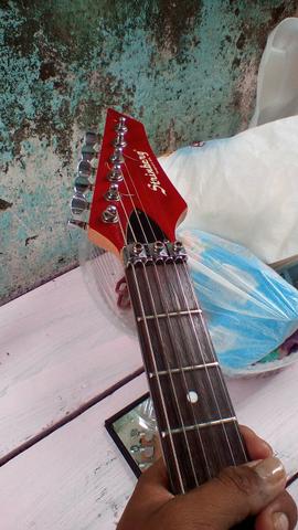 Guitarrq strinber */ * - Foto 2