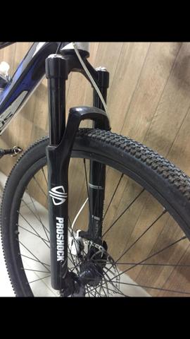 Vendo bicicleta 29 toda equipada ou troco por iPhone X Passamos cartão - Foto 6