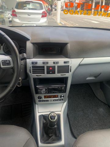 CHEVROLET VECTRA 2007/2008 2.0 MPFI ELEGANCE 8V FLEX 4P MANUAL - Foto 8