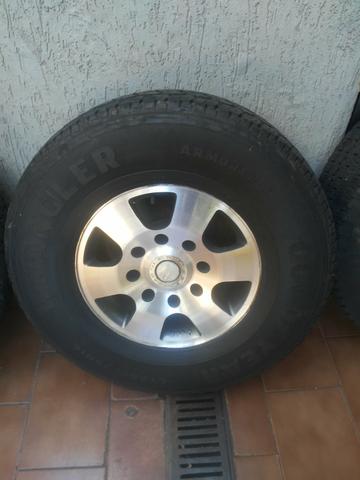 Rodas f250 com pneus goodyear - Foto 2