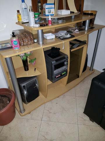 Rack mais antigo sala