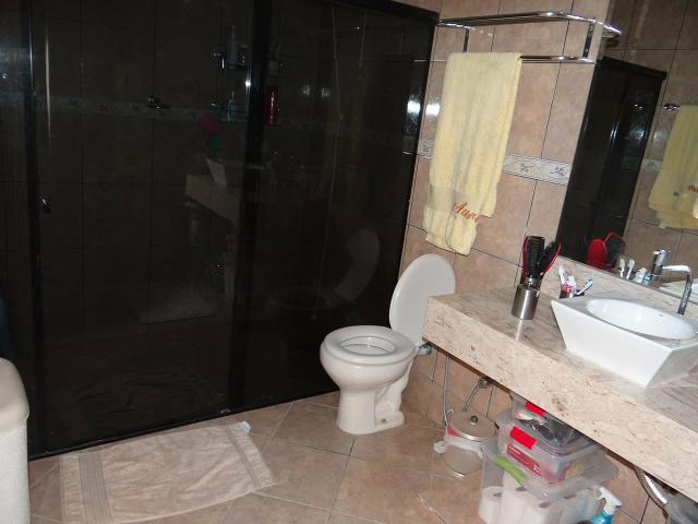 Arniqueiras QD 04 Casa 4 qts 3 suítes lazer lote 2.287m pode dividir em vários lotes - Foto 6