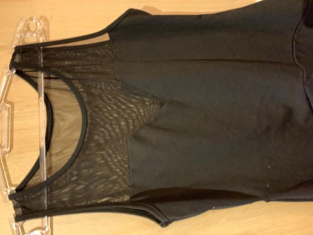 Vestido preto levemente acinturado - Foto 2