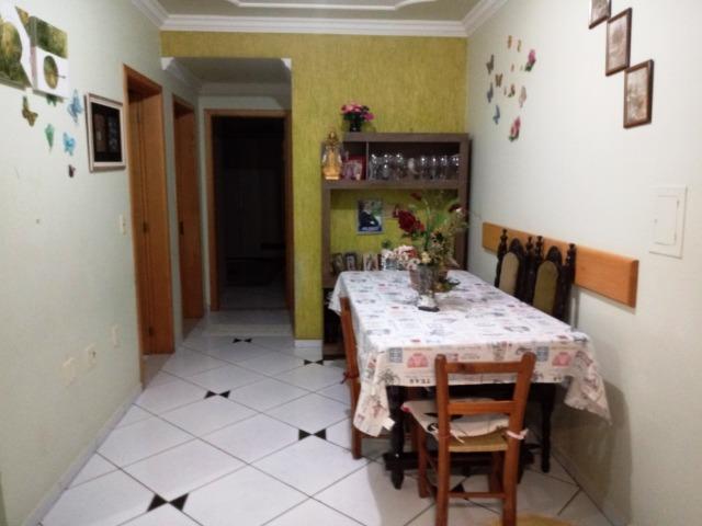Apartamento com 03 dormitórios no São Cristóvão