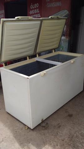 Un FRIZER DUAS TAMPAS funcionando bem $920.00 tel.wats 99152'3906 - Foto 2