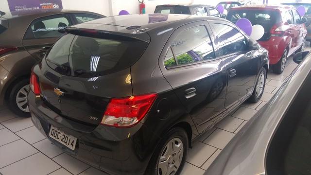 Onix Joy 1.0 2018 completo só R$ 34.500,00 - Foto 4