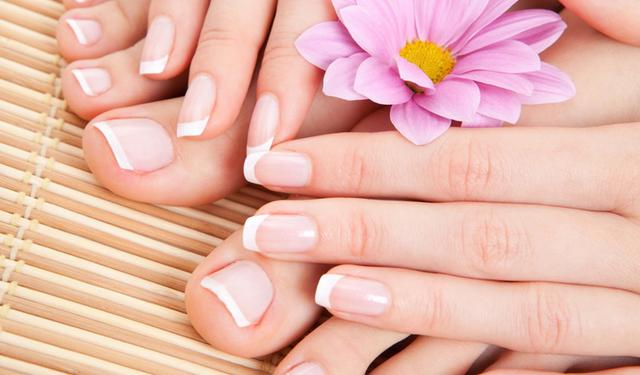 Contrata-se manicure