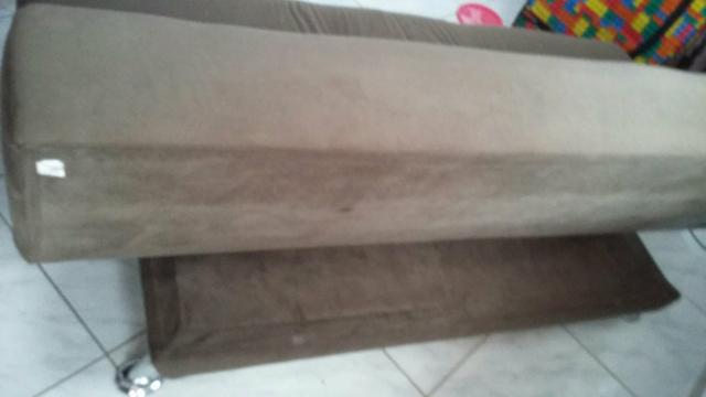 Vende -se um sofá cama retrátil - Foto 4