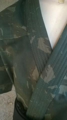 Kimonos Camuflado Tamanhos M 1,M 2 ,M3,M 4 Produtos novos e embalados liquidação - Foto 2