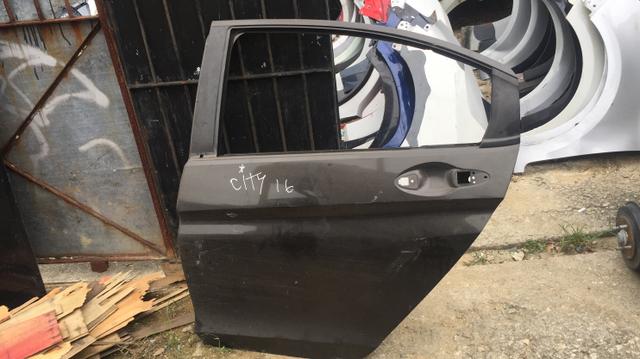 Porta traseira direita honda city 2016
