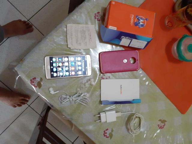 Moto E 4 plus 16 GB - Foto 6