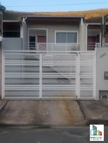 Simone Freitas Imóveis - Vende-se casa no Vale dos Ipês - Barra do Piraí