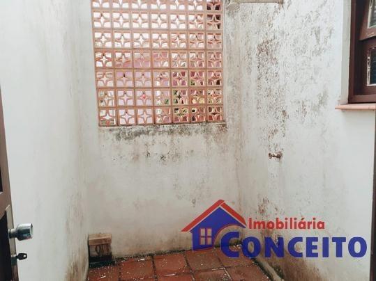 C04 - Linda residência próxima à Avenida principal - Foto 10