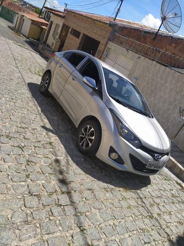 Vendo ou troco HB20s Super conservado - Foto 3