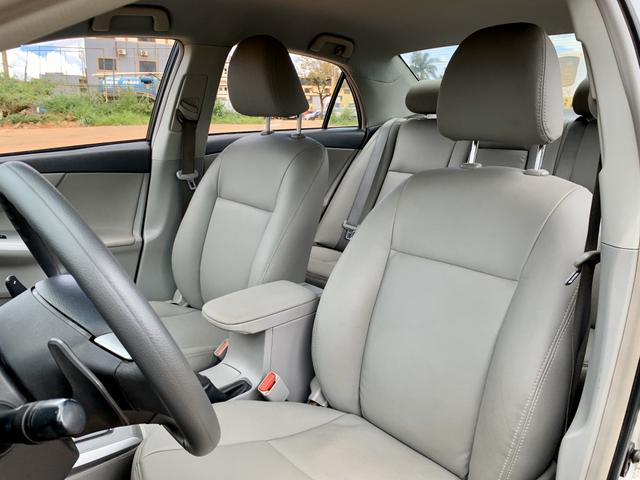 Toyota Corolla 2012 XEI automático ( Vendo à vista ou financiado ) Ac.troca - Foto 12