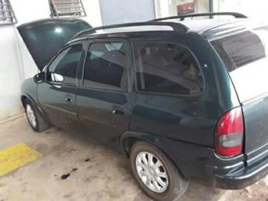Vendo Corsa completo 7.500 no dinheiro - Foto 4