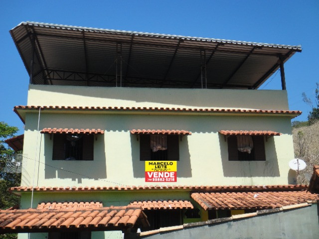 Marcelo Leite Vende Apartamento c/ Terraço - Bairro Amparo / Mimoso do Sul-ES