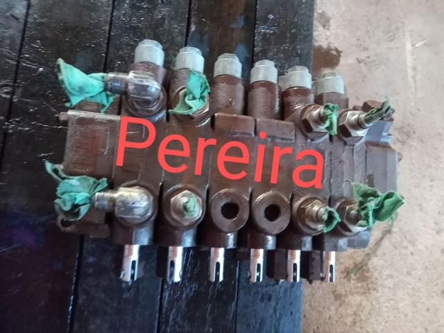 Peças de retroescavadeira  - Foto 2