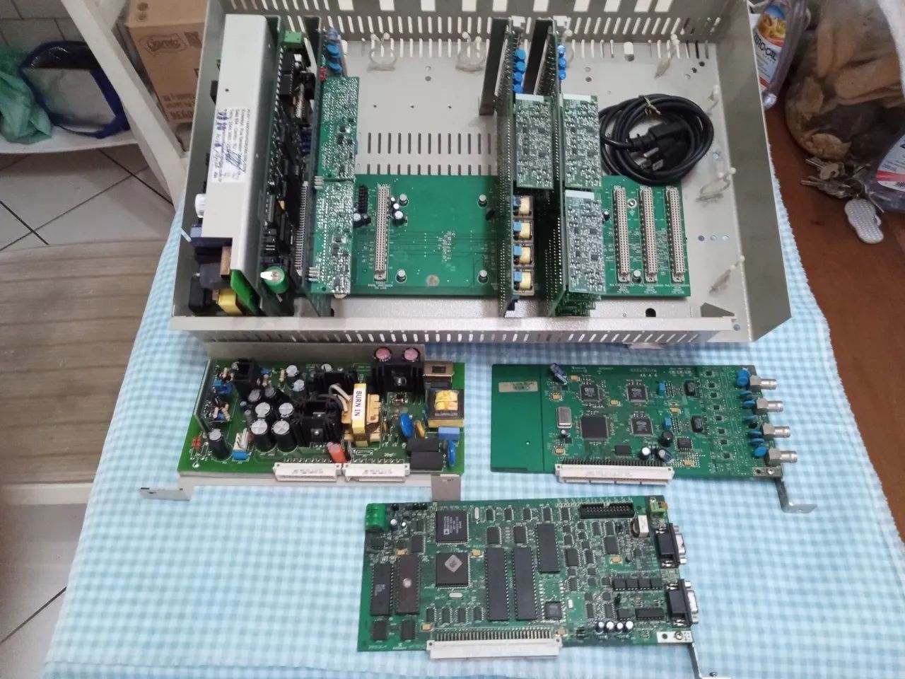 Central telefônica de PABX Intelbras modelo 95 híbrida. - Foto 2