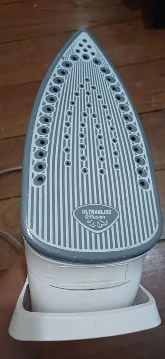 Ferro de passar 110V - Foto 2