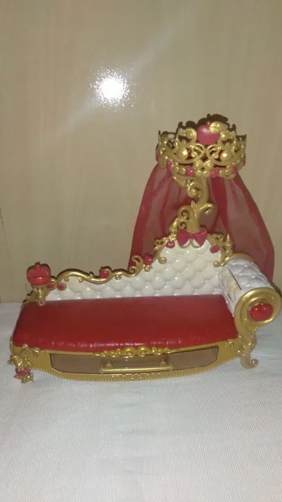 Brinquedo sofá da boneca ever after high apple
