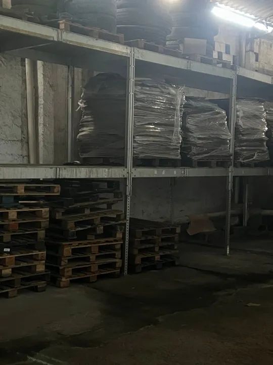 Porta paletes em alumínio de alta resistência, aguenta até 2.5 ton. Com regulagem - Foto 3
